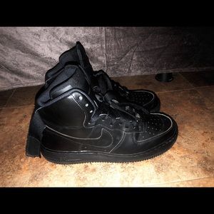 Black Nike Air Force 1